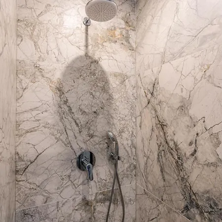 Grand Climatise 2br Avec Terrasse Apartment Paris