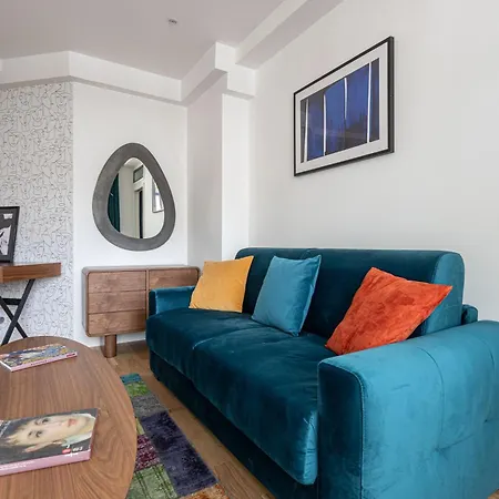 Apartment Grand Climatise 2br Avec Terrasse *