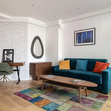 Grand Climatise 2br Avec Terrasse Apartment Paris