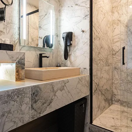 Grand Climatise 2br Avec Terrasse Apartment Paris